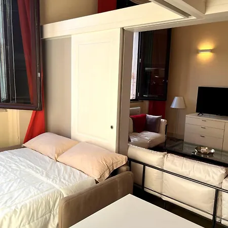 Largo Castello פררה